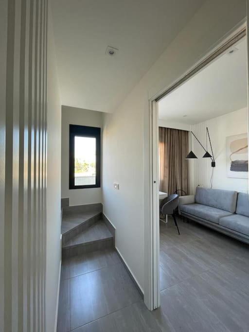 Luxury With Pool 1st Line The Sea *